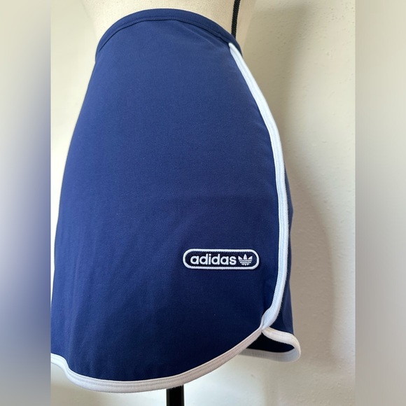 adidas Dresses & Skirts - ADIDAS ORIGINALS RESORT MINI SKIRT IN NAVY WITH WHITE BINDING DETAIL